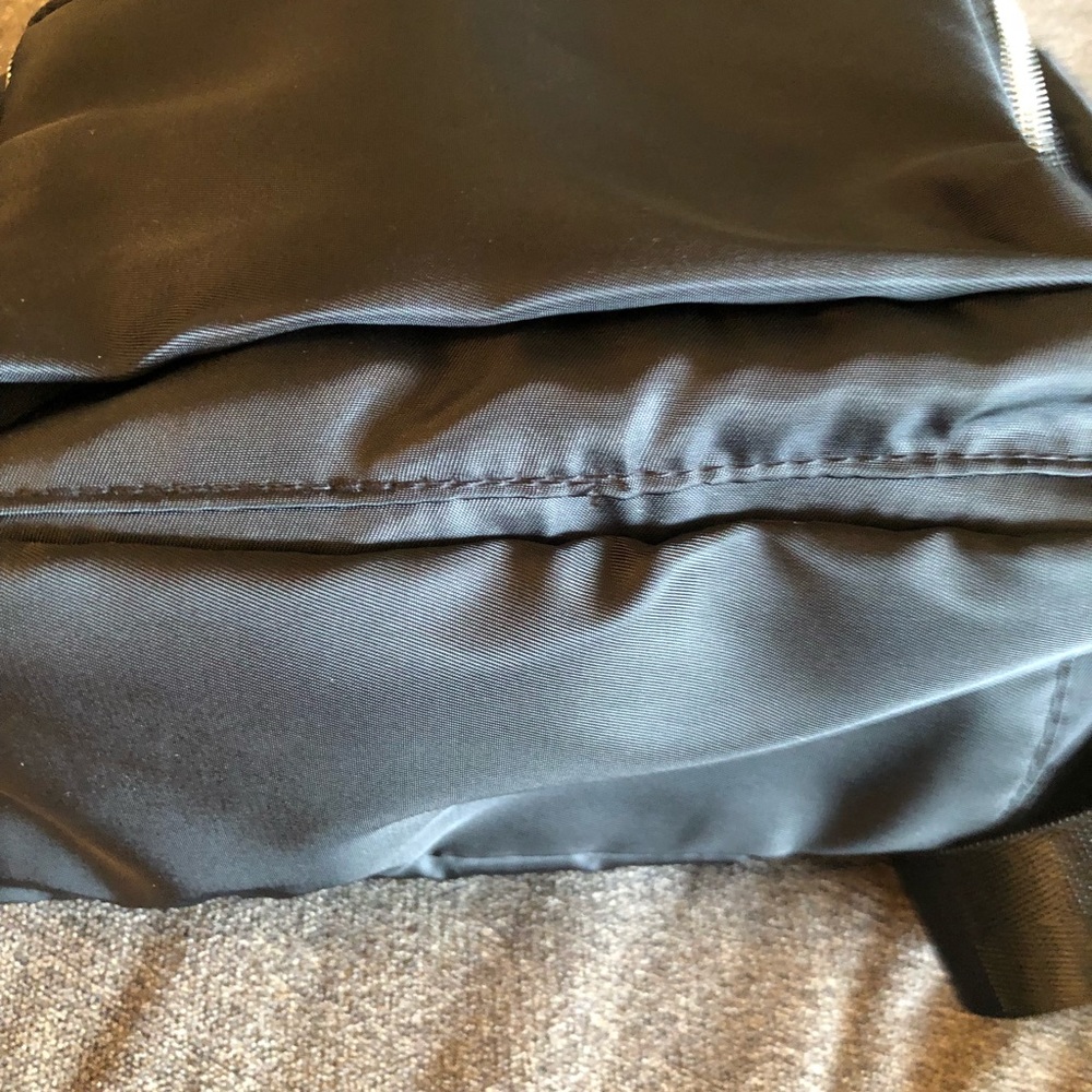 Small backpack 🎒 - Picture 4 of 7